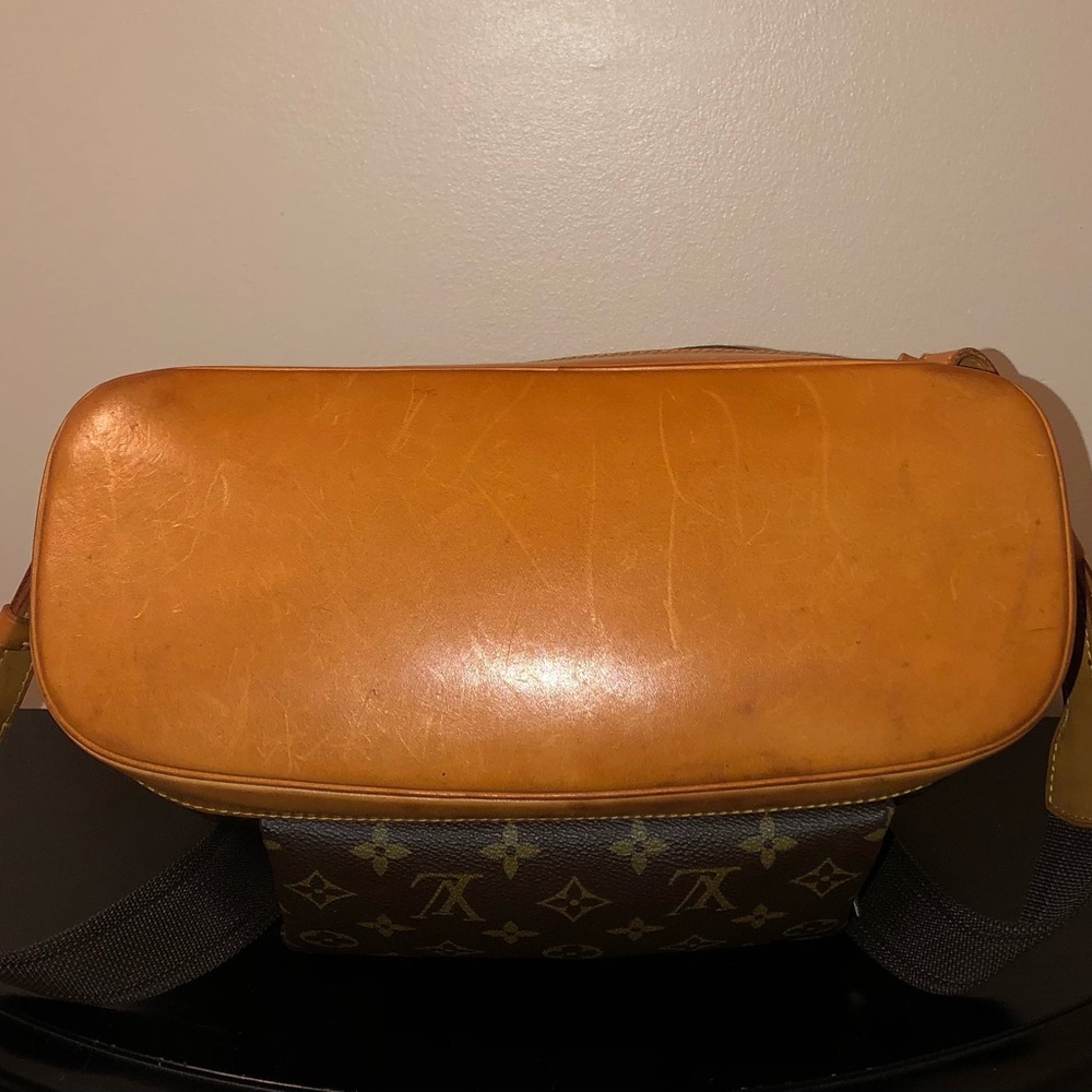 Louis Vuitton Vintage Mono Montsouris GM Backpack,Dustbag/COA;Date Code(MI0945) - Picture 8 of 16